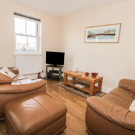 בית נופש Platform 12 *