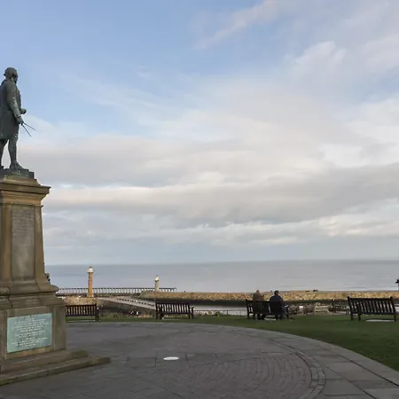 Holiday home Platform 12 *