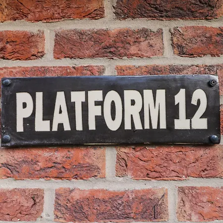 Platform 12